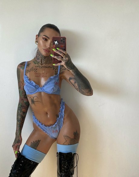 Foxillaaa hd actress images