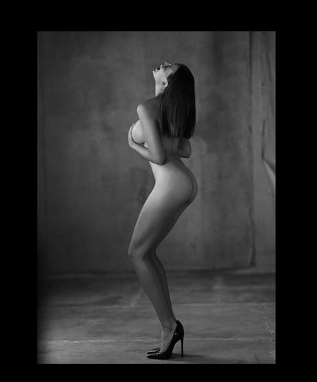 Gloria Fregonese hot model pics