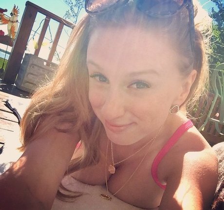 Yillian star pretty pics