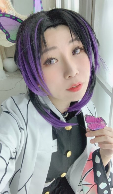 Akicoser pornstar hot pics