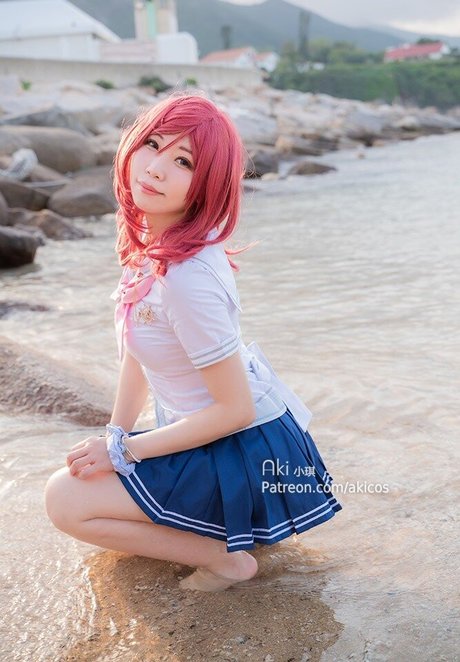 Akicoser star porn archive