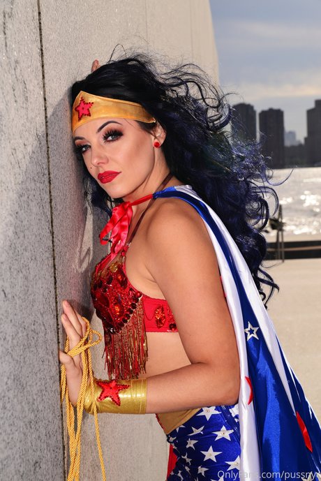 PussNYC exclusive actress image