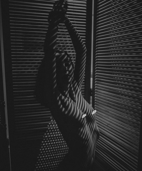 _naissance nude actress pic