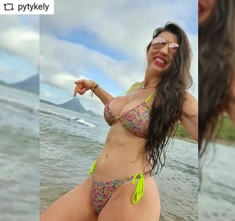 Pytykely erotic actress image