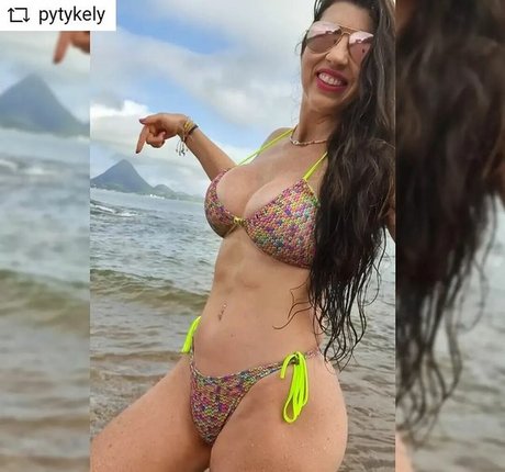 Pytykely nude star gallery