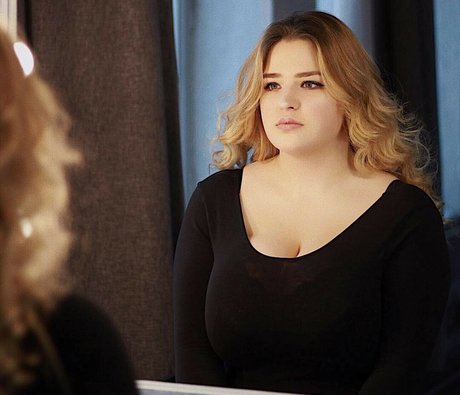 Julia Chegodar star sexy galleries