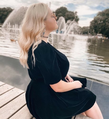 Julia Chegodar nice pornstar archive