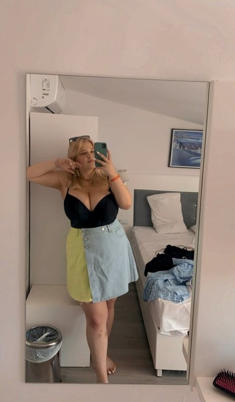 Julia Chegodar pornographic actress photos