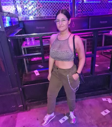 Ann Cygnus sexy star img