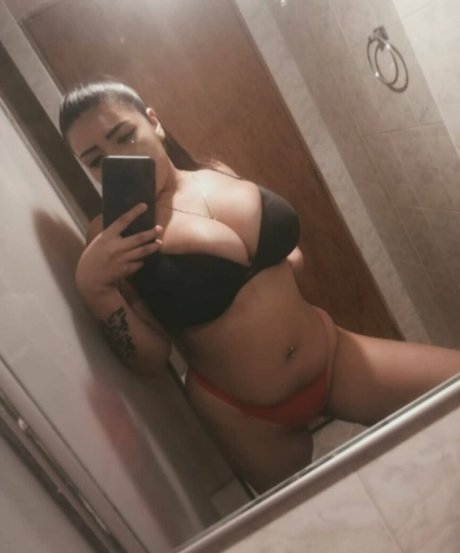 Kimberly Hdeez pornstar nudes pictures