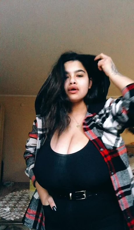 Melannia pornstar perfect archive