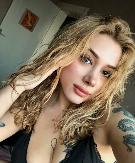 Gaye Nur Demir free star photo