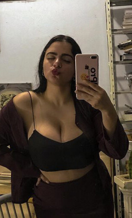 Antonela Tomatis star art image