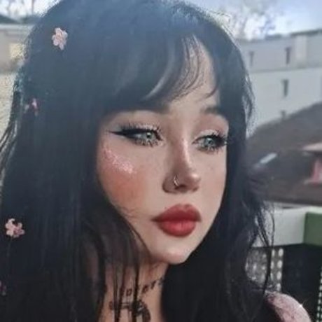 SaltyBxxbe best star picture