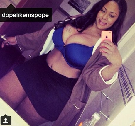 hooters onlyfans free nude photos