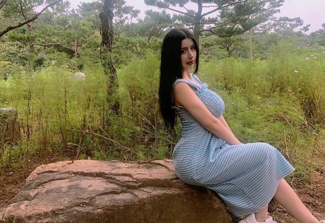 Gym Couple exclusive actress pic