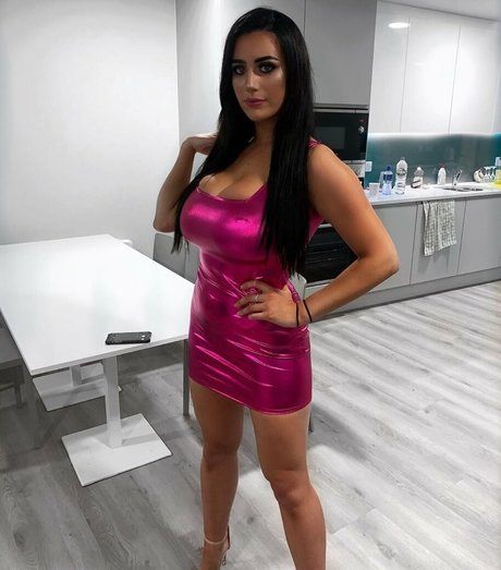 Ciara Lennon model pretty pictures