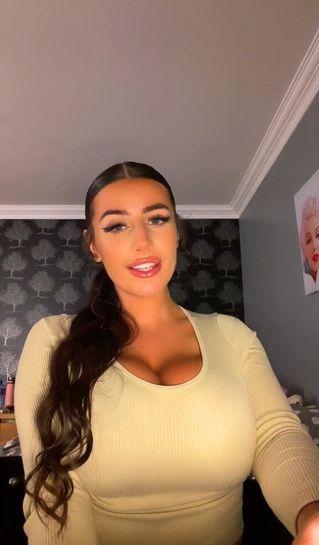 Ciara Lennon perfect pornstar picture