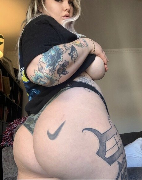 Rowdy Bands art actress photos