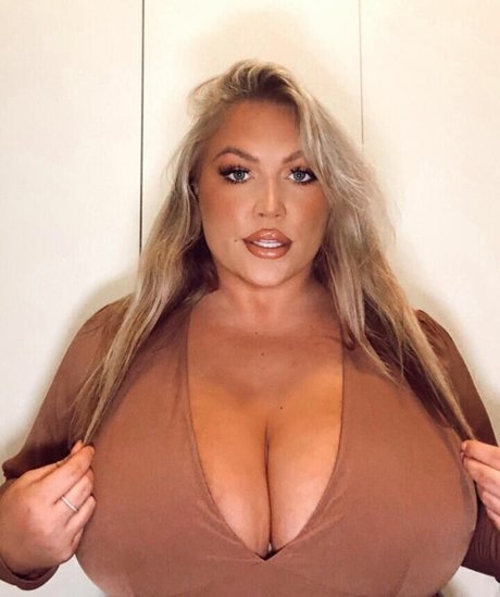 Hayden Buchko pornstar beautiful pics