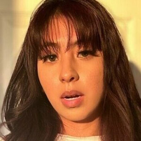 Myncela model porn archive