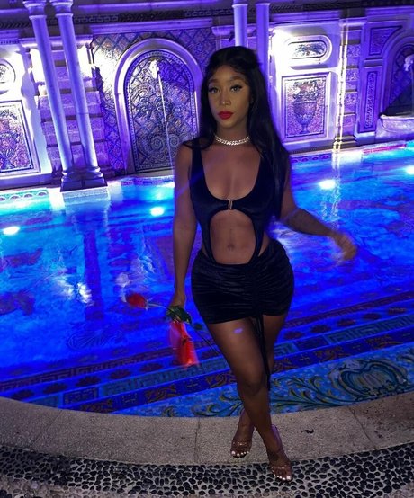 petite bbc onlyfans hd pictures