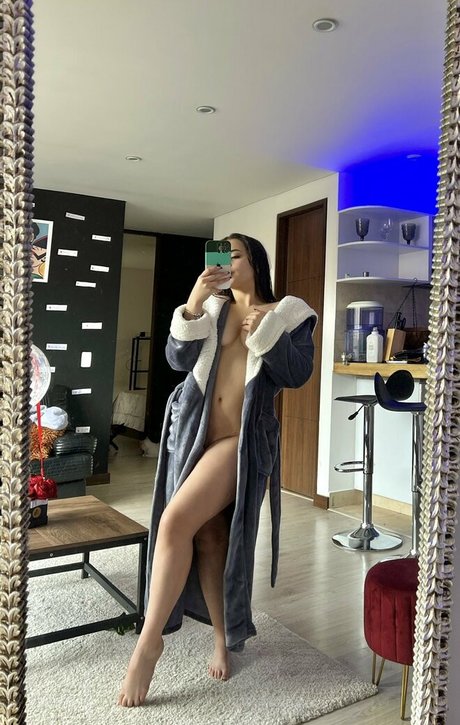 cute big tits onlyfans top photo