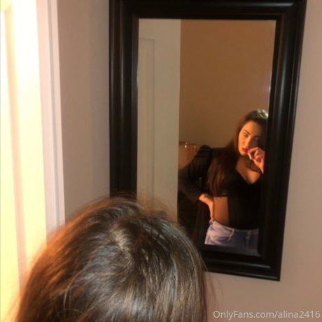 vivi2416 pretty model photo