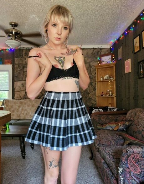 sweetfaebelle naked star images