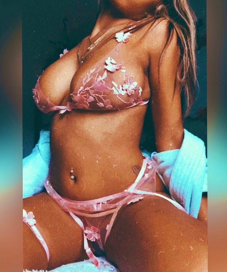 Giana Malise adult actress gallery