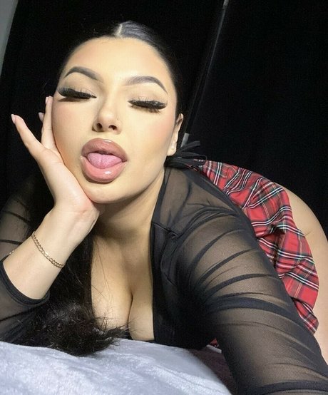 moneymang hot model photos