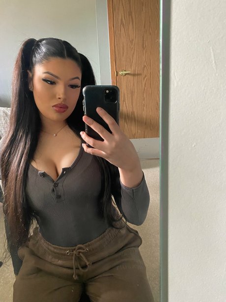 moneymang model erotic photos