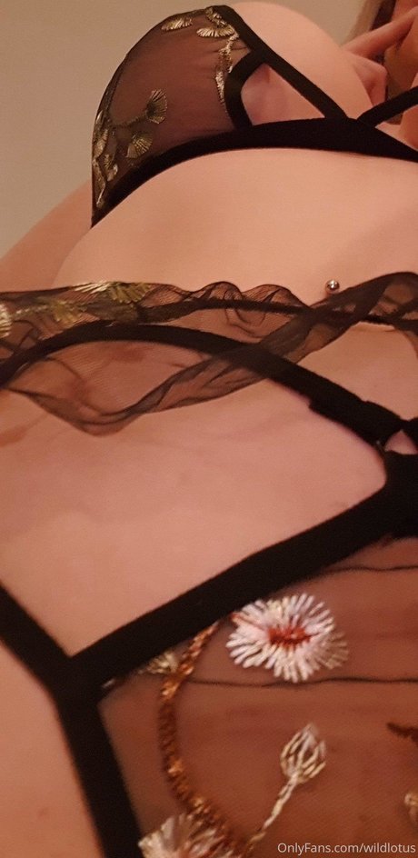 muscle trans onlyfans top pic