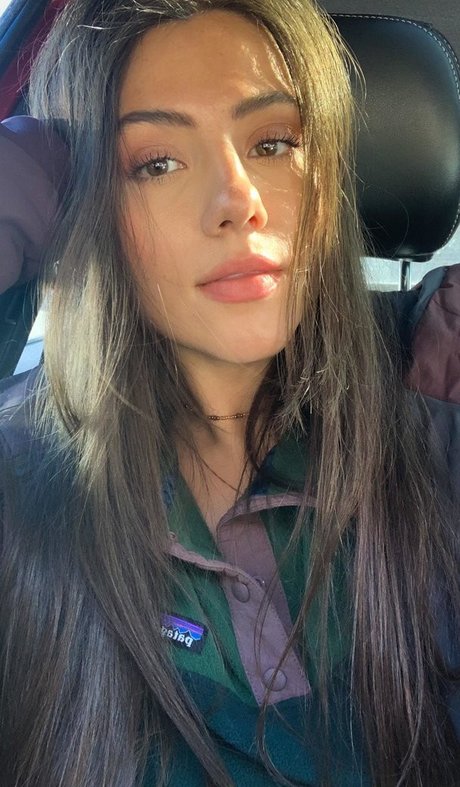 Adriana Mae exclusive star pics