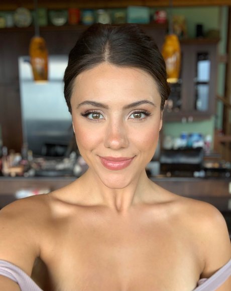 Adriana Mae erotic actress image