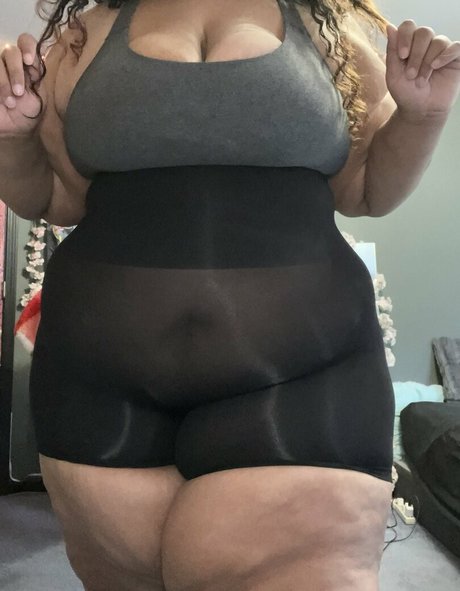 Thiccflix sexy model images