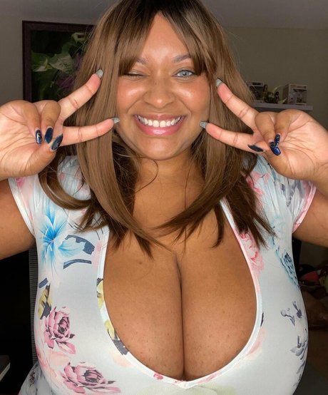 Yasmin irl star best img