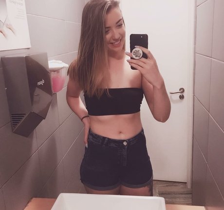 theenicolehammond high quality star images