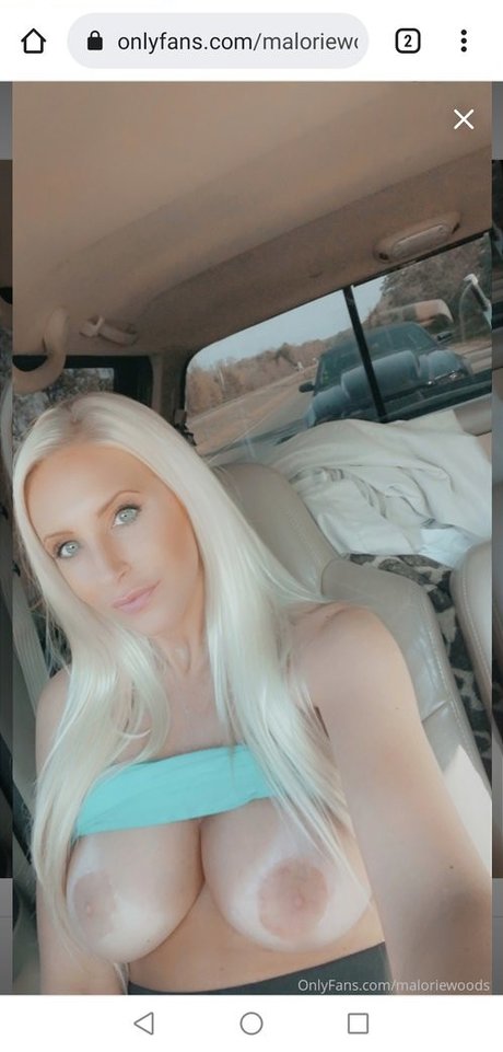 Malorie Woods model hd photos