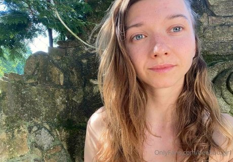 beeboogirl pornstar nudes archive