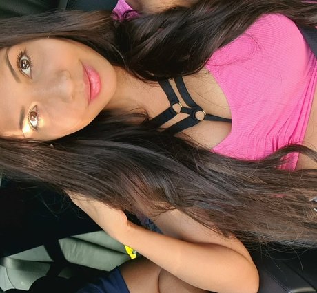 Miss Fantastic exclusive actress picture