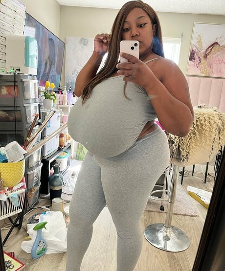 PoetryStudios model art images