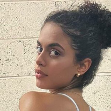 Jennifer Prado exclusive model photos