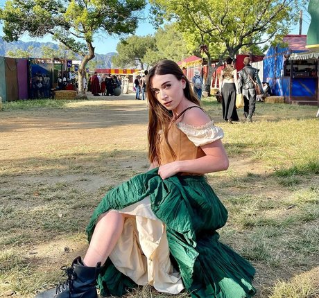 Angelica Trae pornstar top photo