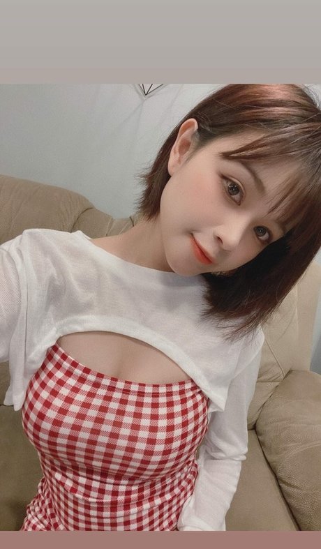 miholy nude star archive