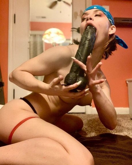 Roanoak sex star pictures