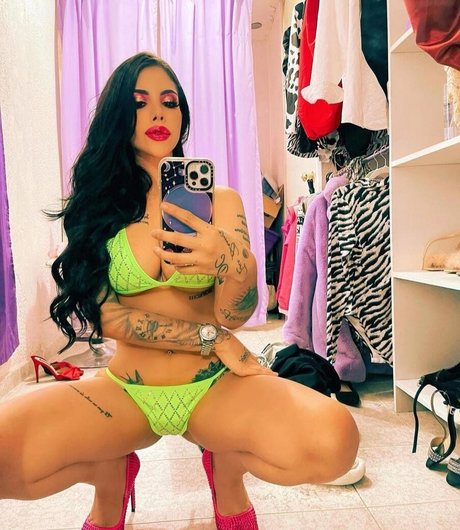 Claudia Guajardo sex model gallery