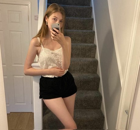 Extraseedless art model gallery