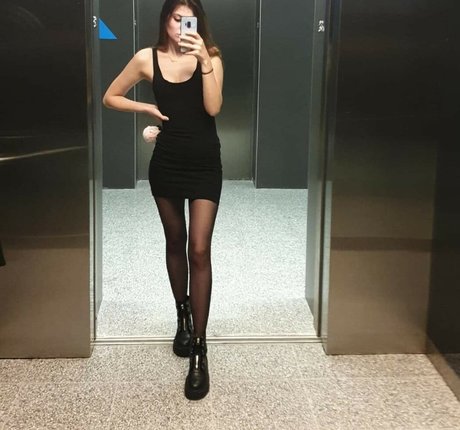 BabyyyGorilla xxx pornstar galleries