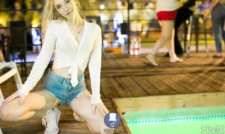 Tiny Miny Mo pornstar adult pictures